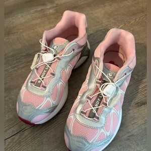 Sandy liang x Salomon 

Women’s size 5